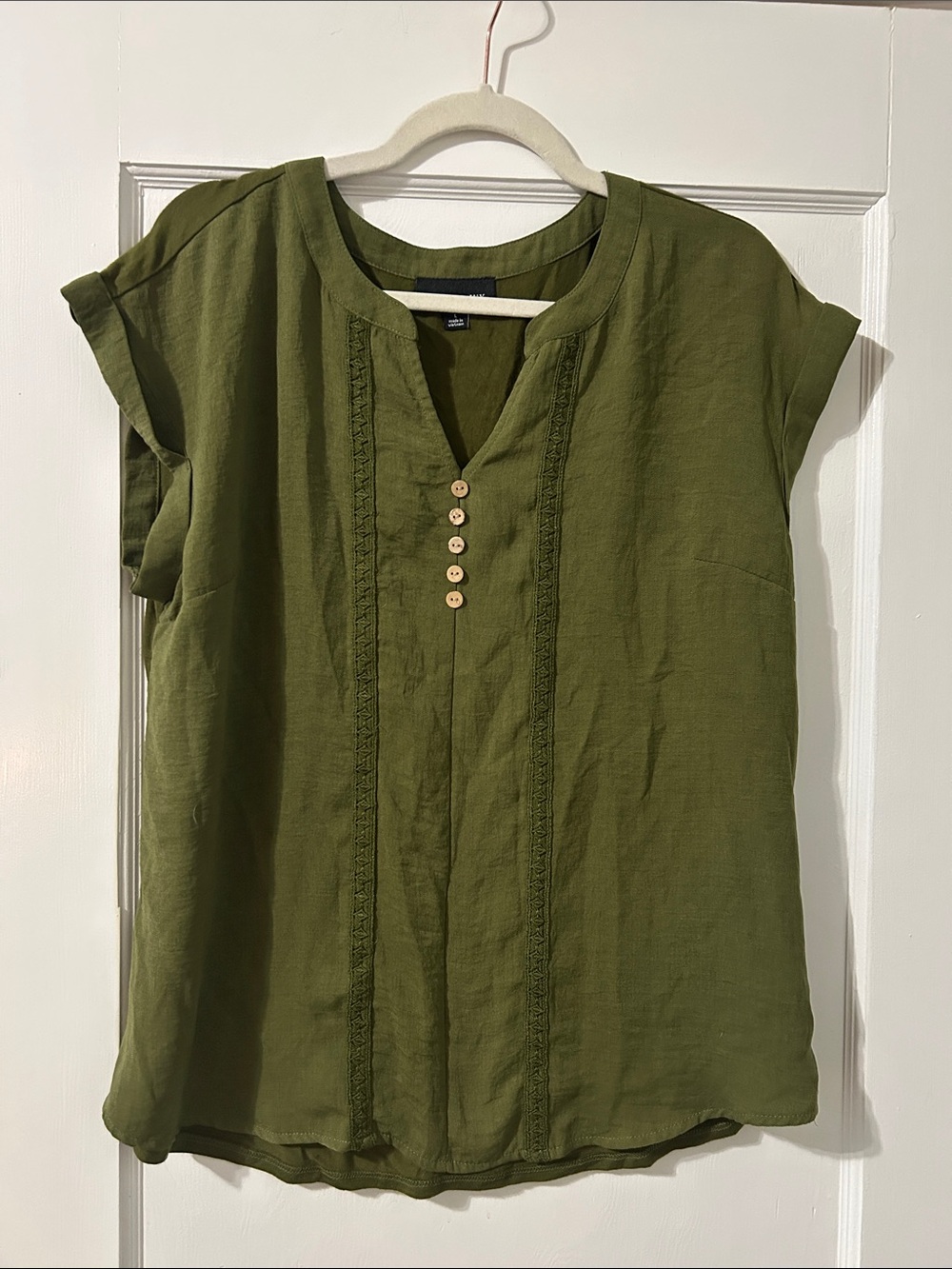Women’s Olive Green Short Sleeve Button Front Blouse